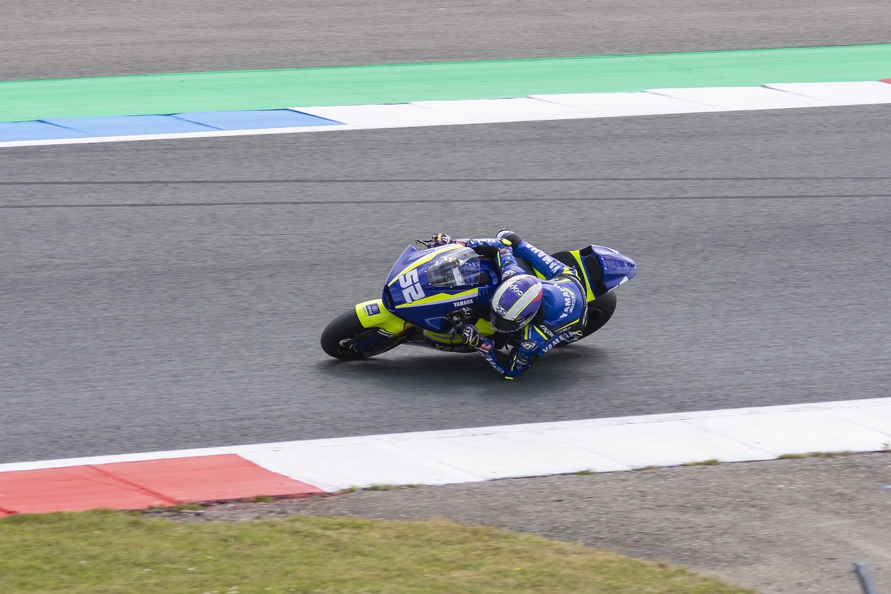 对阵费耶诺 对阵费耶诺